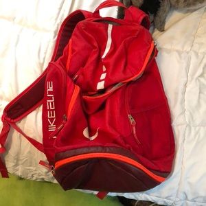Nike elite bag red